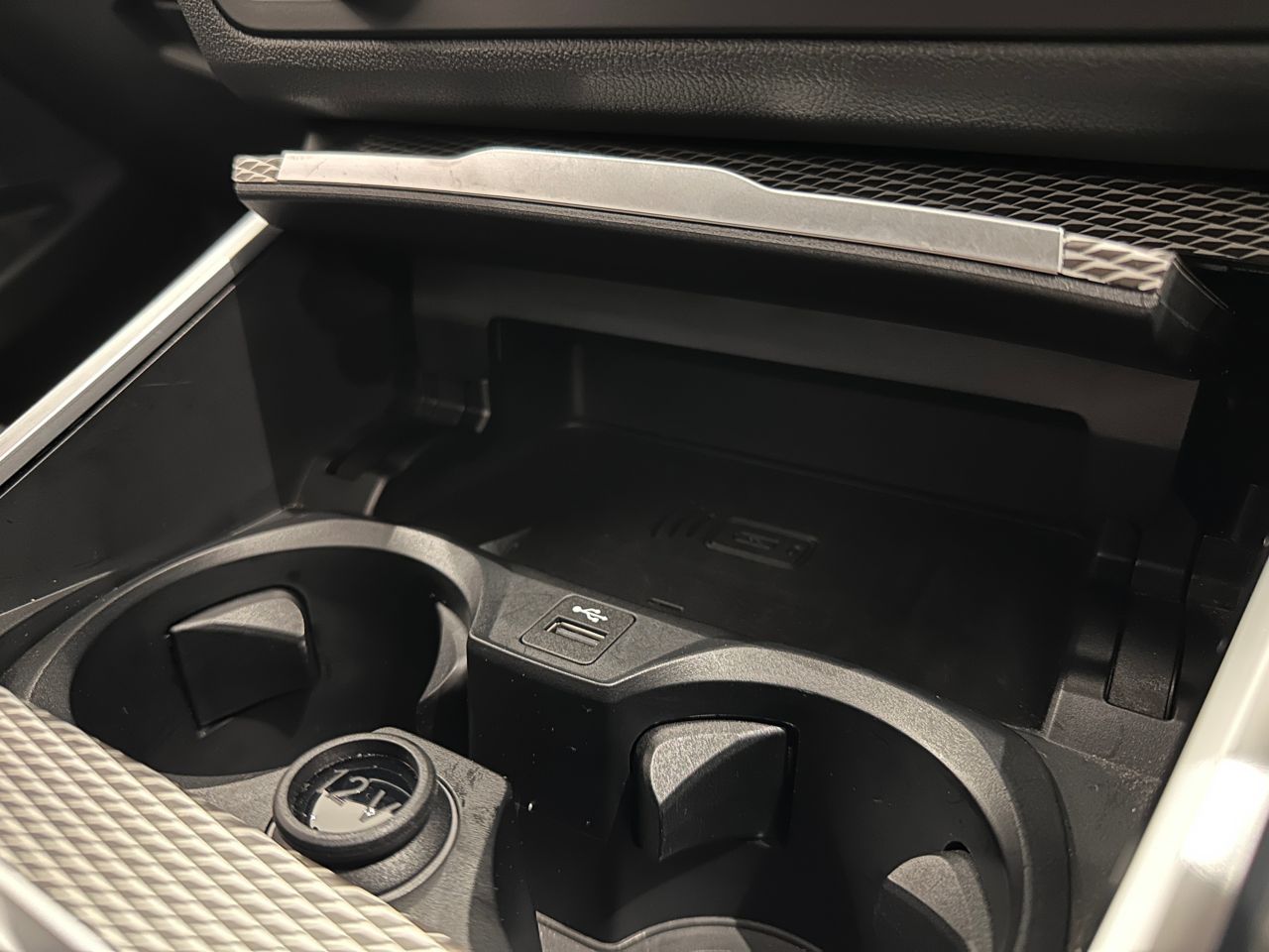G20 320i Saloon RHD TU