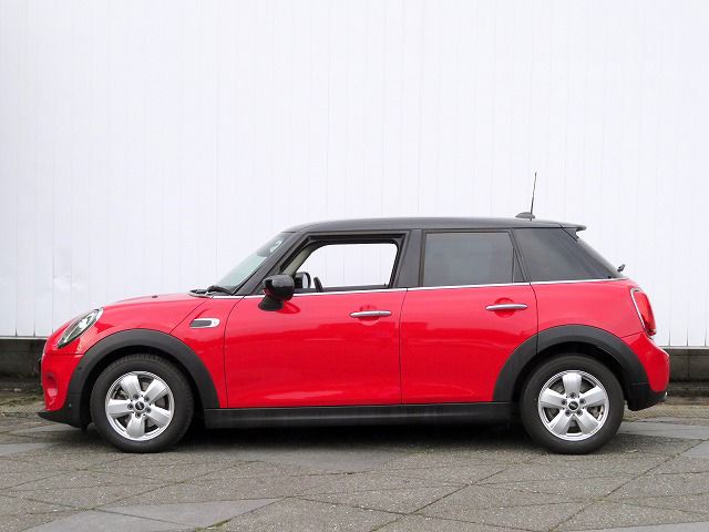 F55 MINI Cooper 5-Door Hatch LCI