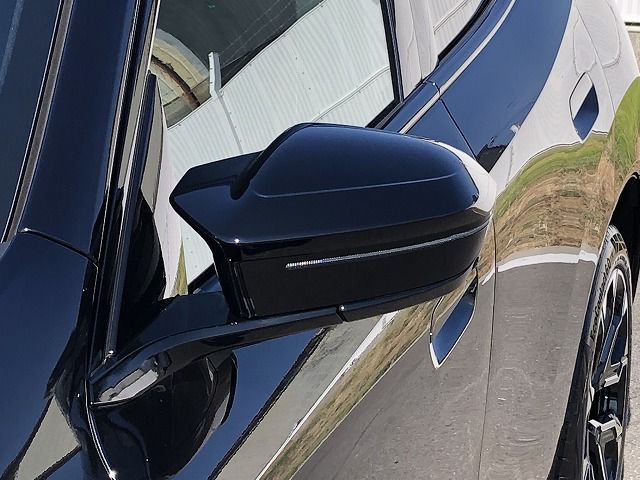 X3 M50 US