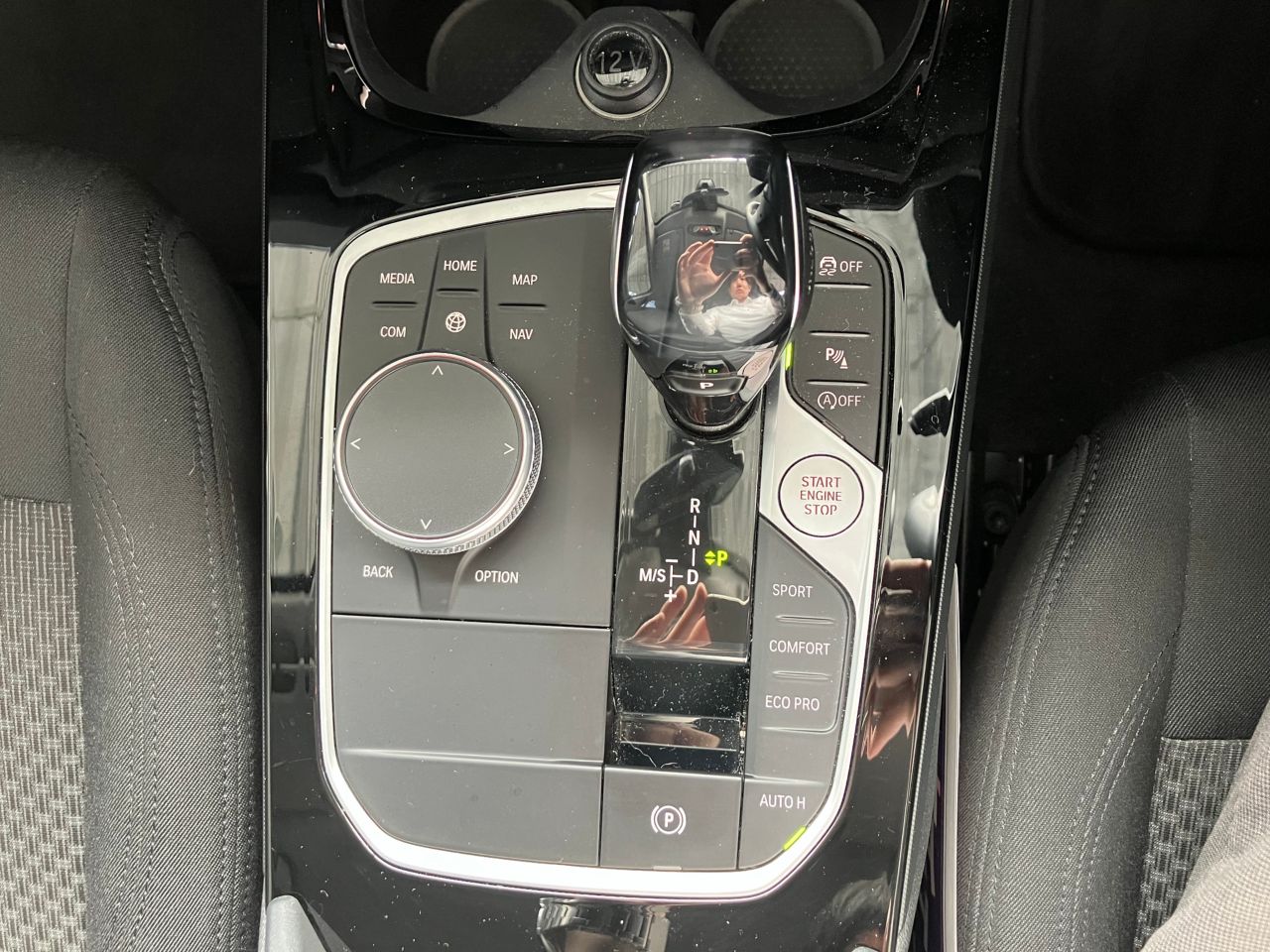 F40 118d Sports Hatch 5-door B47 2.0d