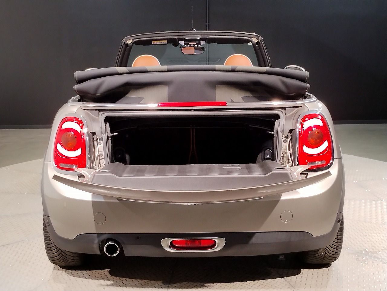 MINI CONVERTIBLE COOPER