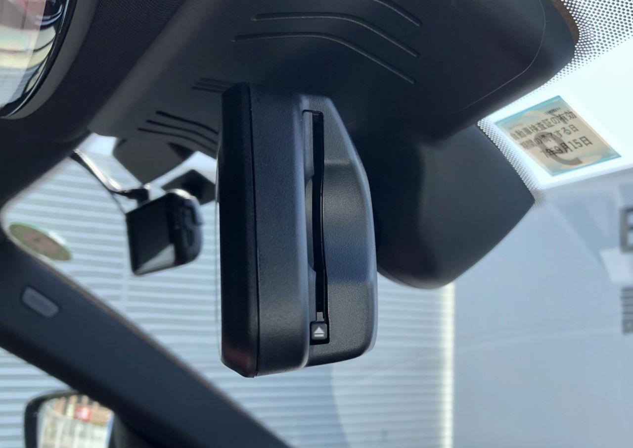 G26 i4 eDrive40 RHD