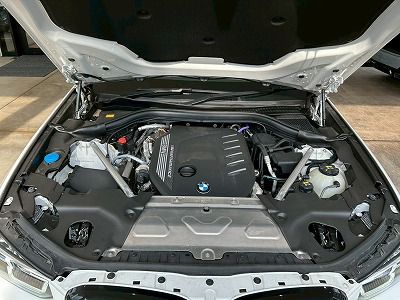 G01 X3 M40d RHD LCI ZA
