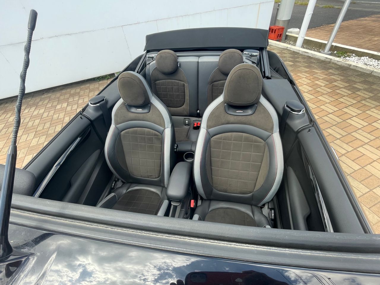 F57 MINI John Cooper Works Convertible LCI