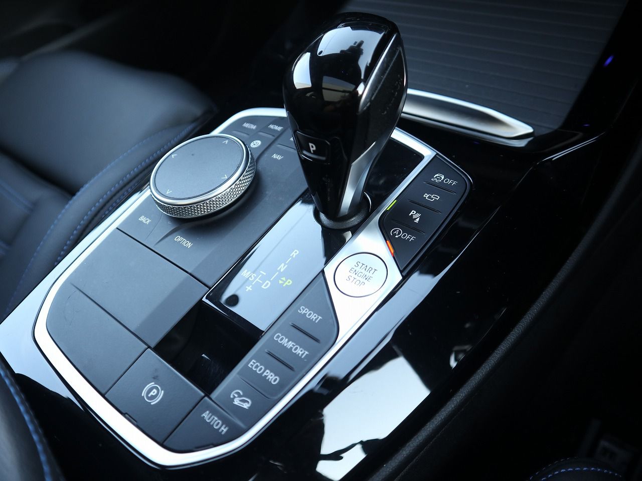 G01 X3 M40i RHD LCI ZA