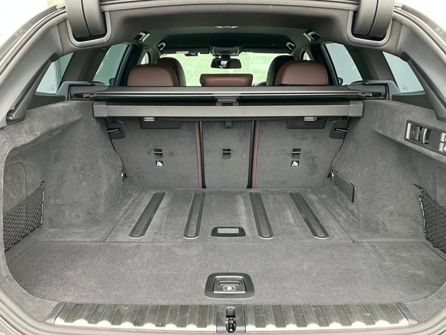 G21 320d xDrive Touring RHD