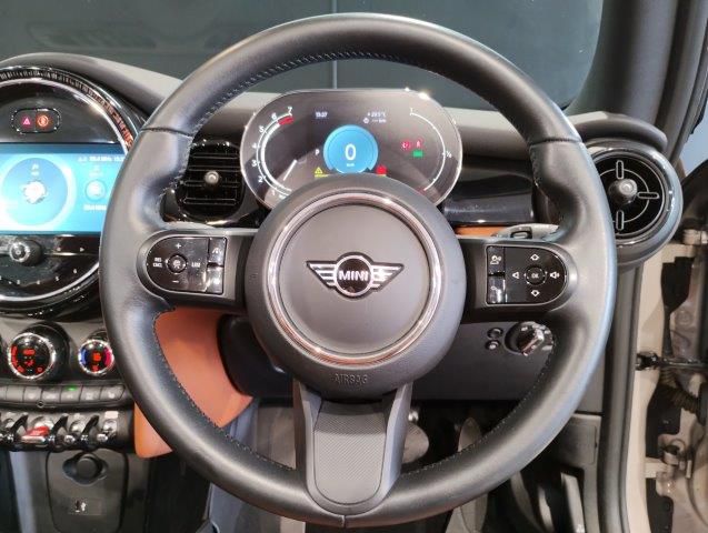 MINI Cooper S Convertible RHD