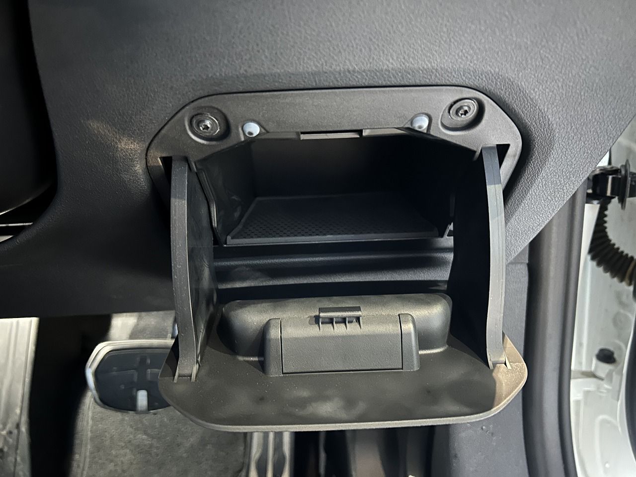 F40 118d Sports Hatch 5-door B47 2.0d