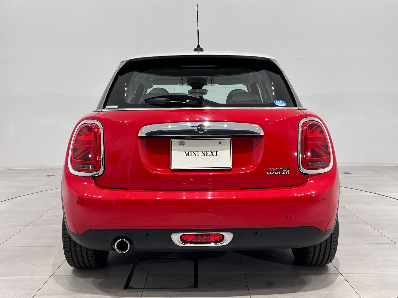 F55 MINI Cooper 5-Door Hatch LCI