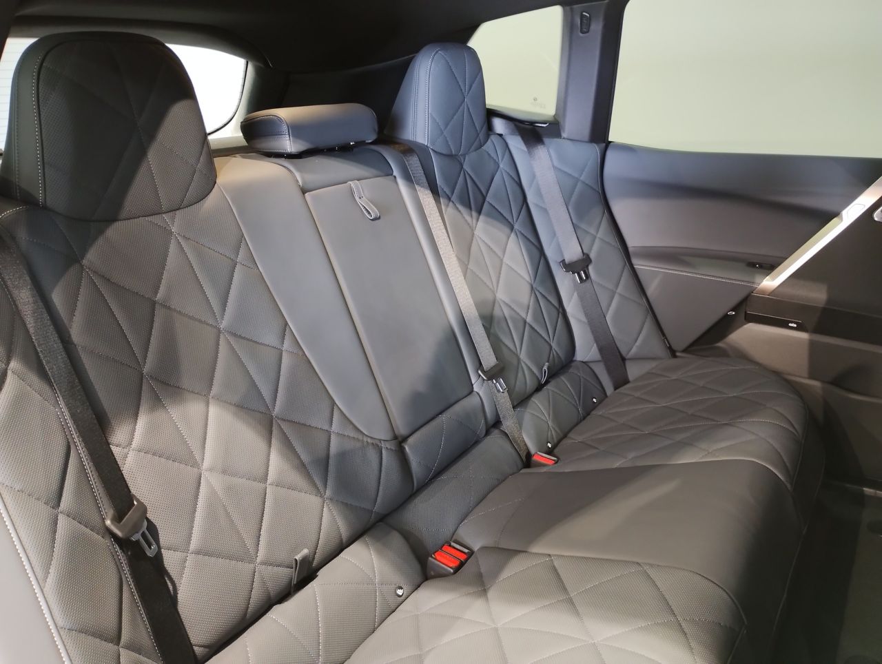 i20 iX xDrive40