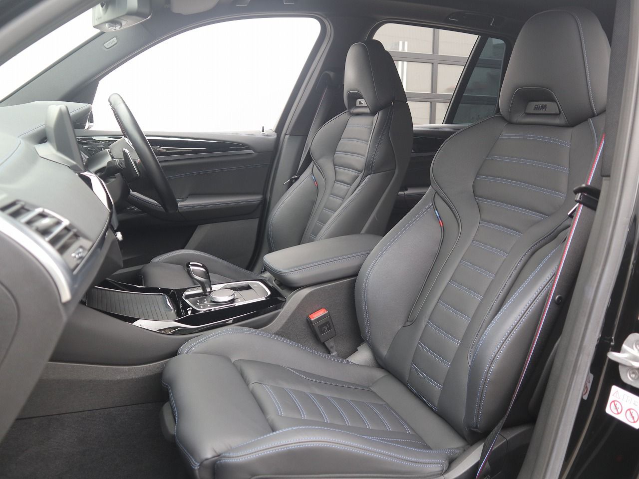 G01 X3 M40d RHD LCI ZA