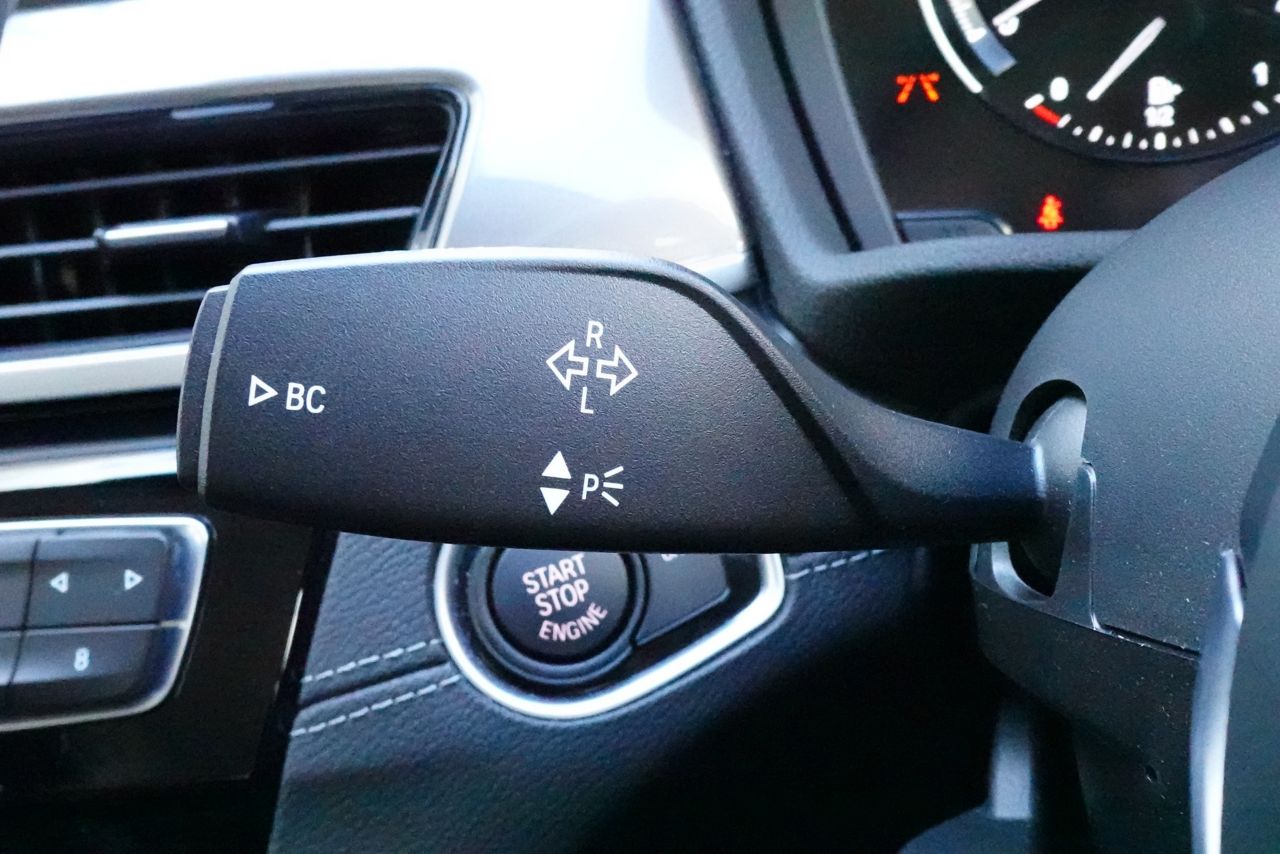X1 sDrive18i RHD