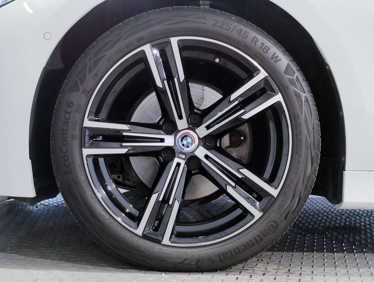 320d xDrive Berline RHD