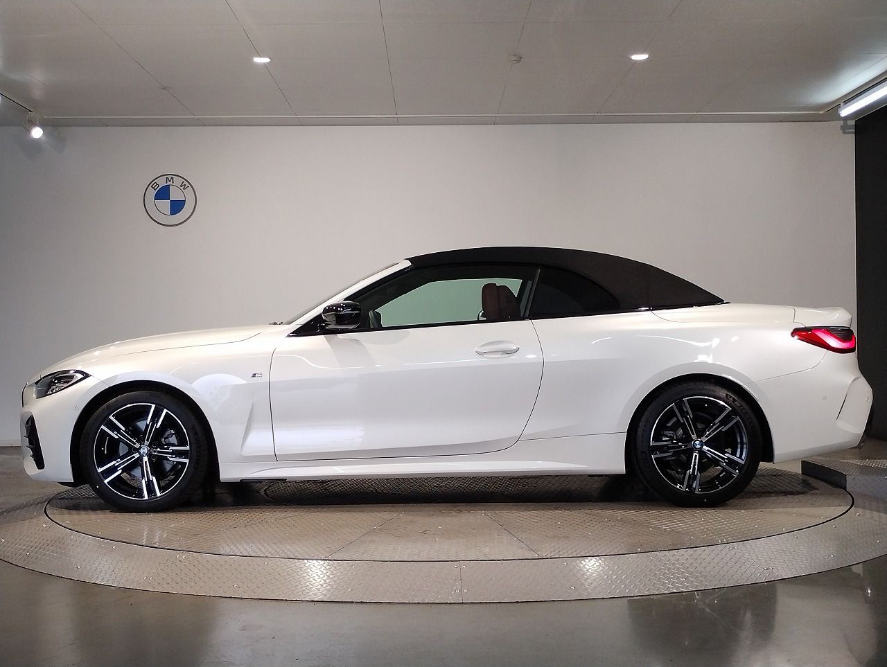 G23 420i Convertible RHD