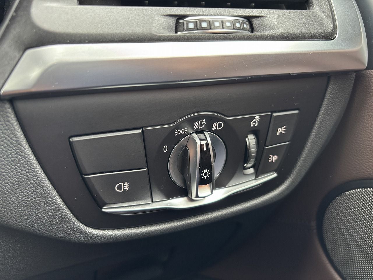 G01 X3 M40i RHD LCI ZA