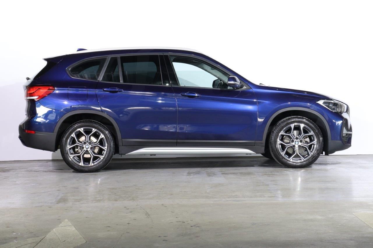 X1 sDrive18i RHD