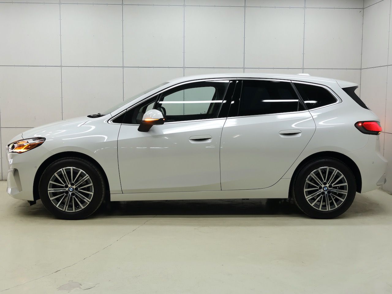 U06 218d Active Tourer B47 2.0d
