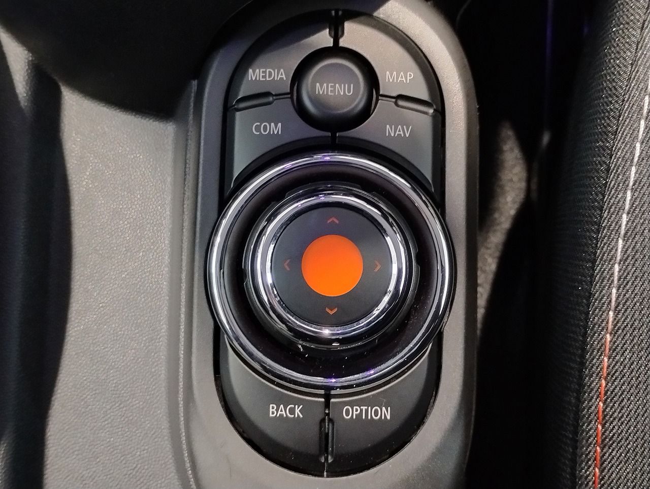 MINI F55 Cooper D 5dr Hatch LCI