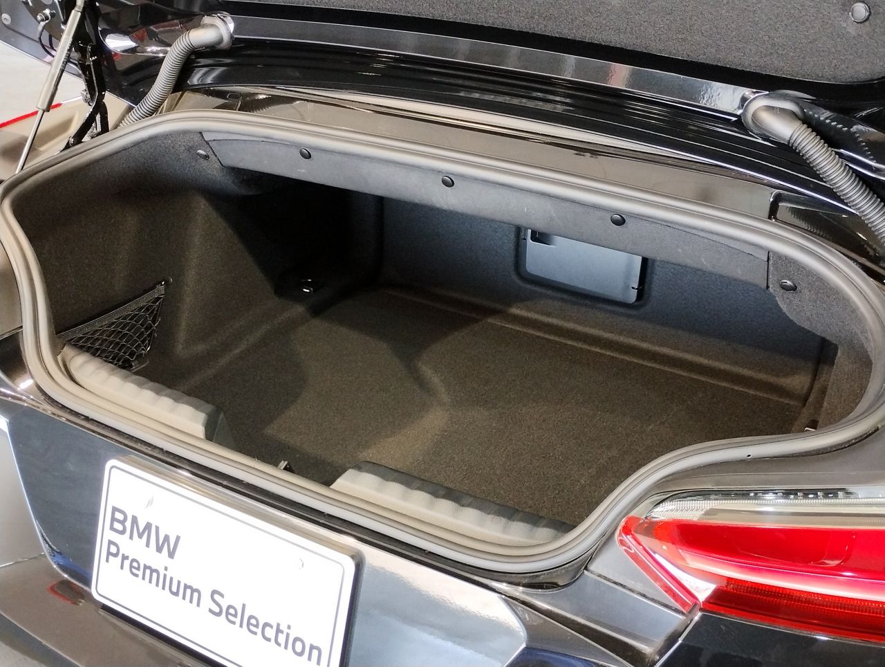 G29 z4 sDrive20i RHD