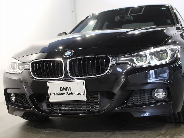 318I SEDAN RHD