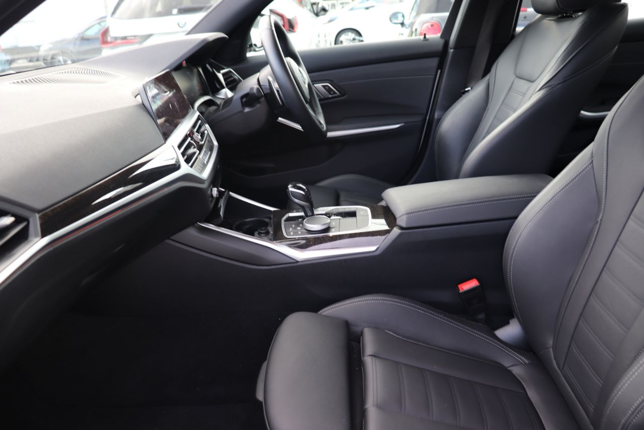 G20 320i Saloon RHD MX
