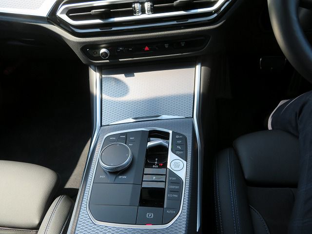 G21 320i Touring LCI RHD