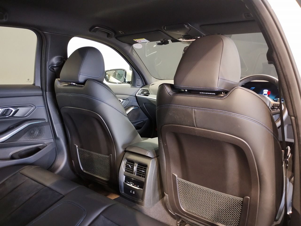 G20 330e Saloon LCI RHD MX