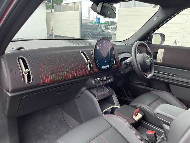 U25 MINI John Cooper Works Countryman ALL4