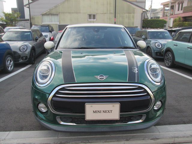 F55 COOPER D (AT)