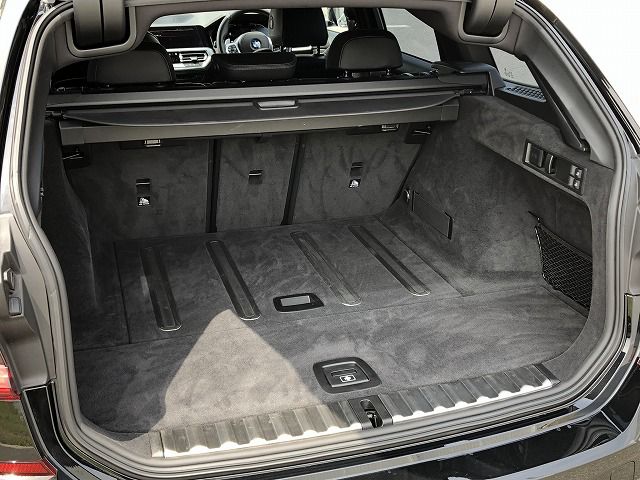 G21 318i Touring