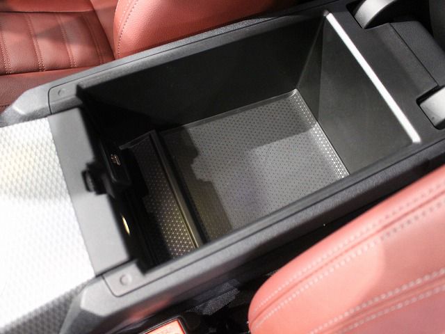 G21 M340i xDrive Touring LCI RHD