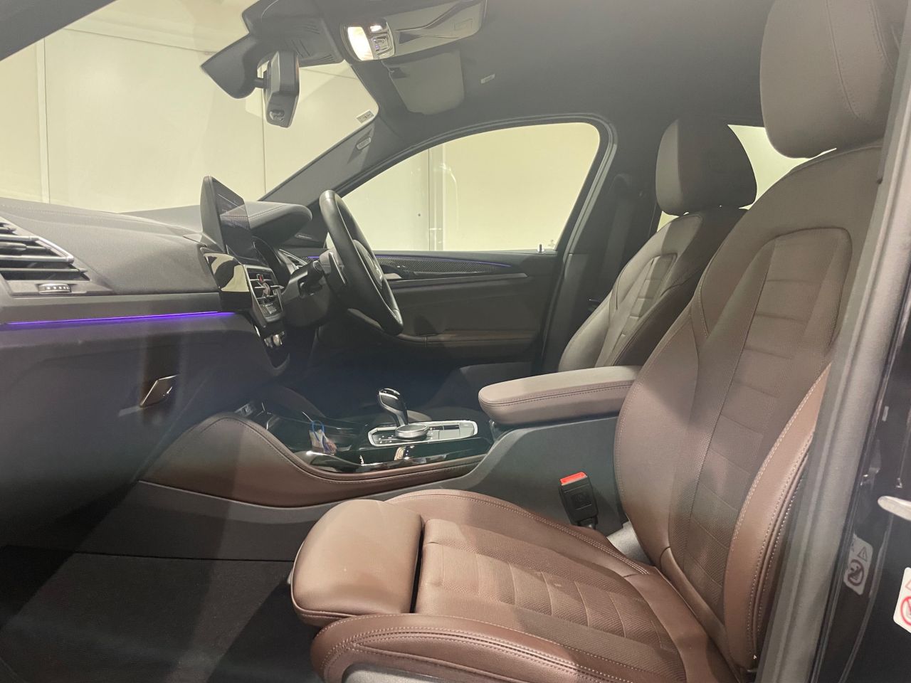 G02 X4 M40i RHD LCI