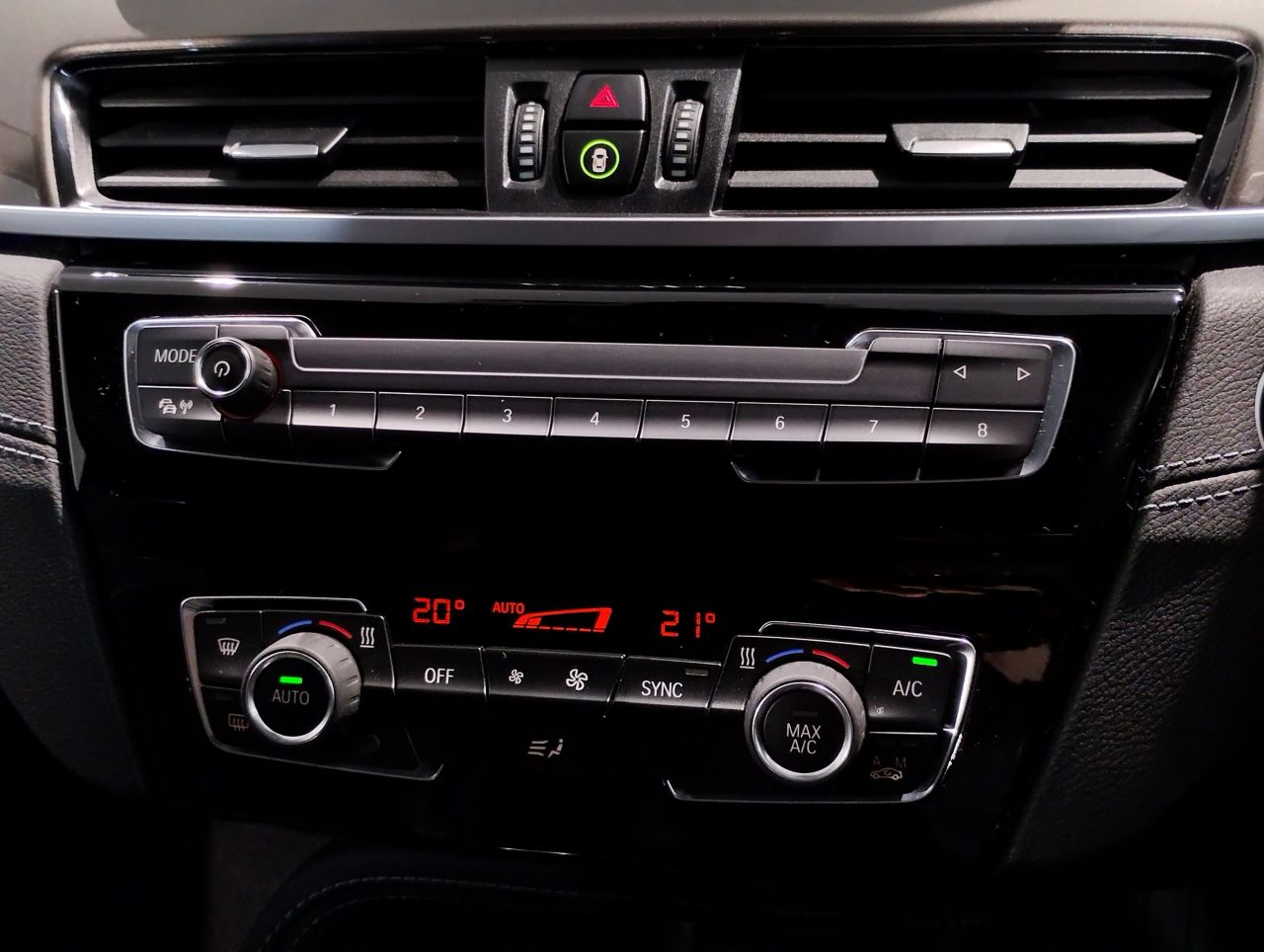 X1 sDrive18i RHD