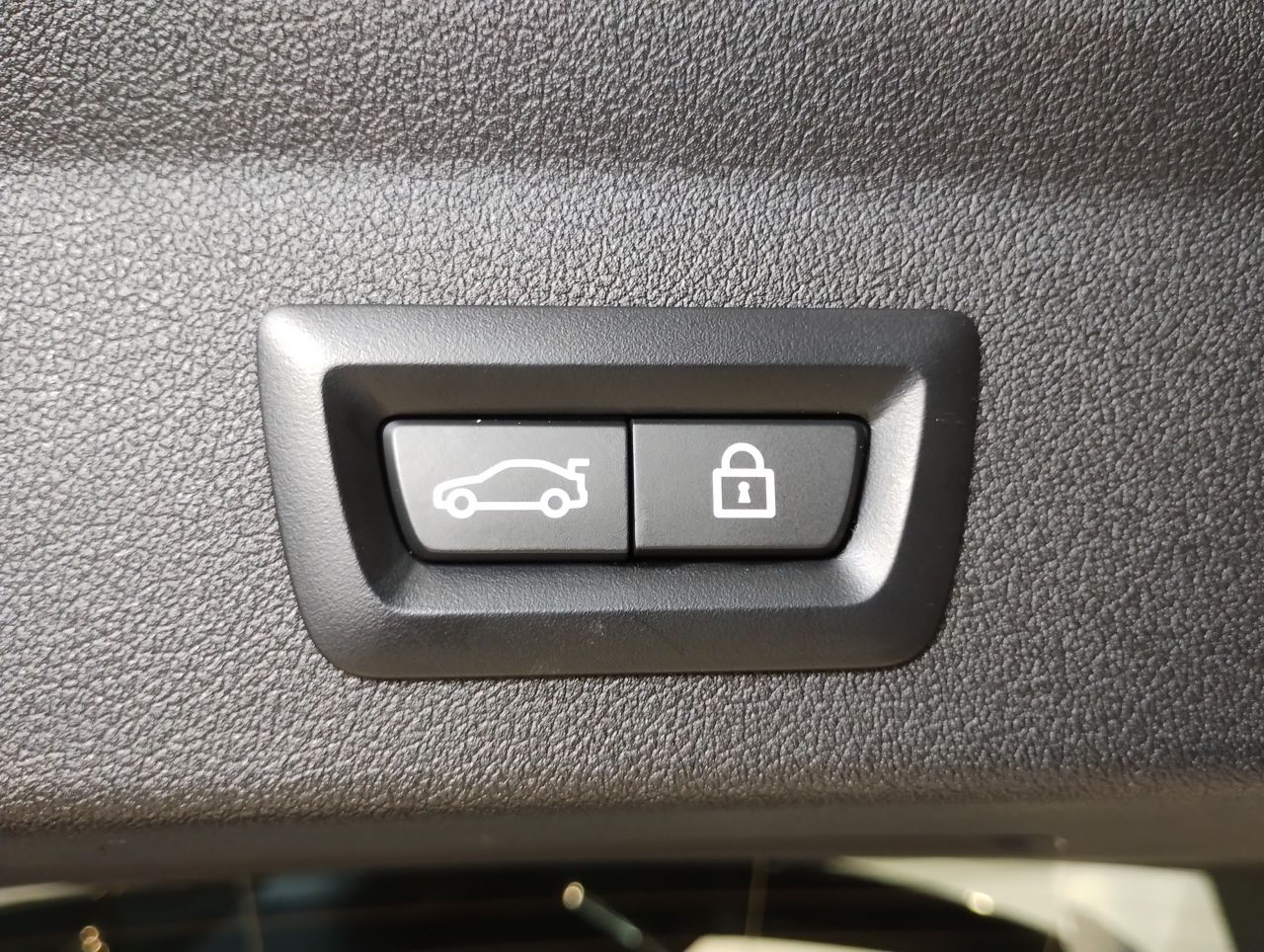F40 118d Sports Hatch 5-door B47 2.0d