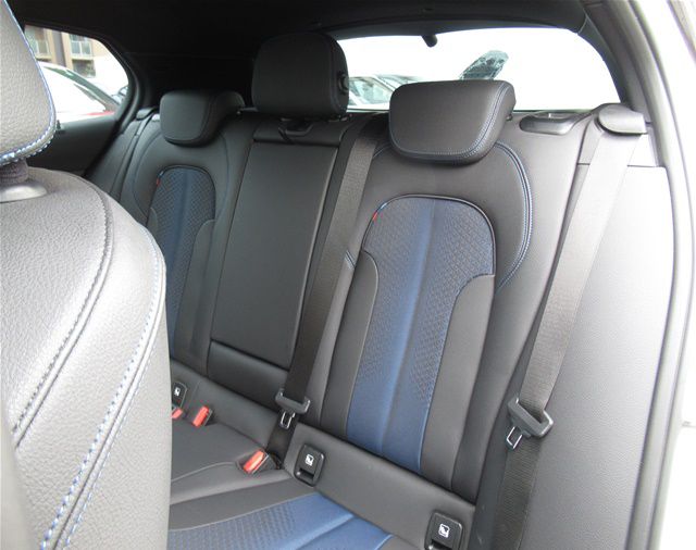 F40 118d Sports Hatch 5-door B47 2.0d