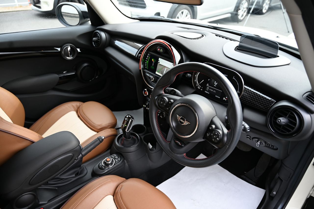 F55 MINI Cooper SD 5dr Hatch LCI