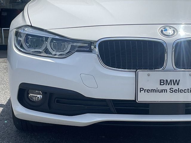 320D SEDAN RHD