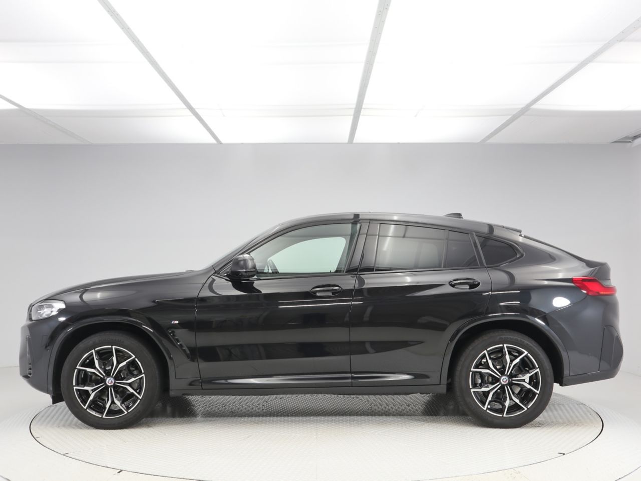 X4 xDrive20d RHD