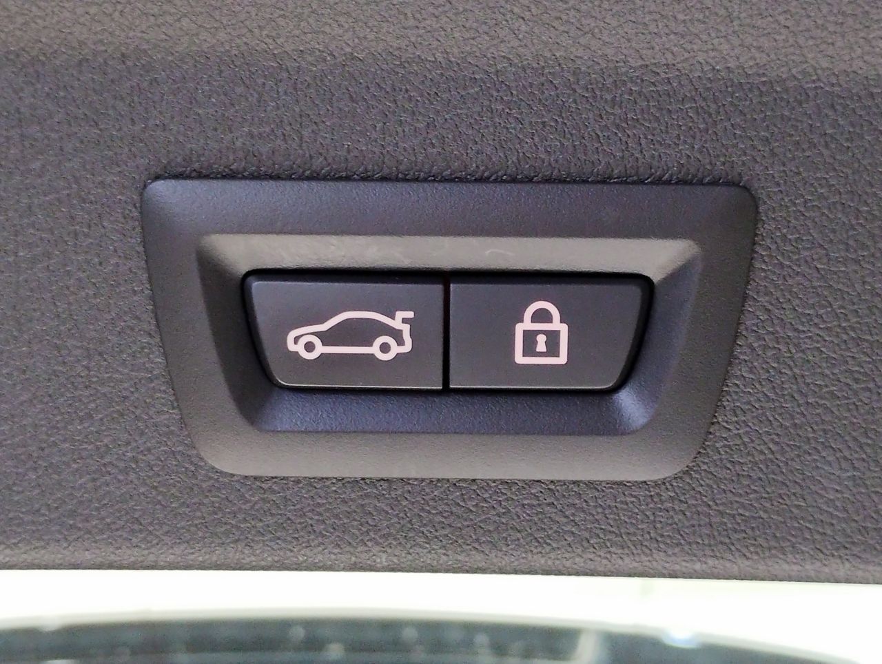 F40 118d Sports Hatch 5-door B47 2.0d