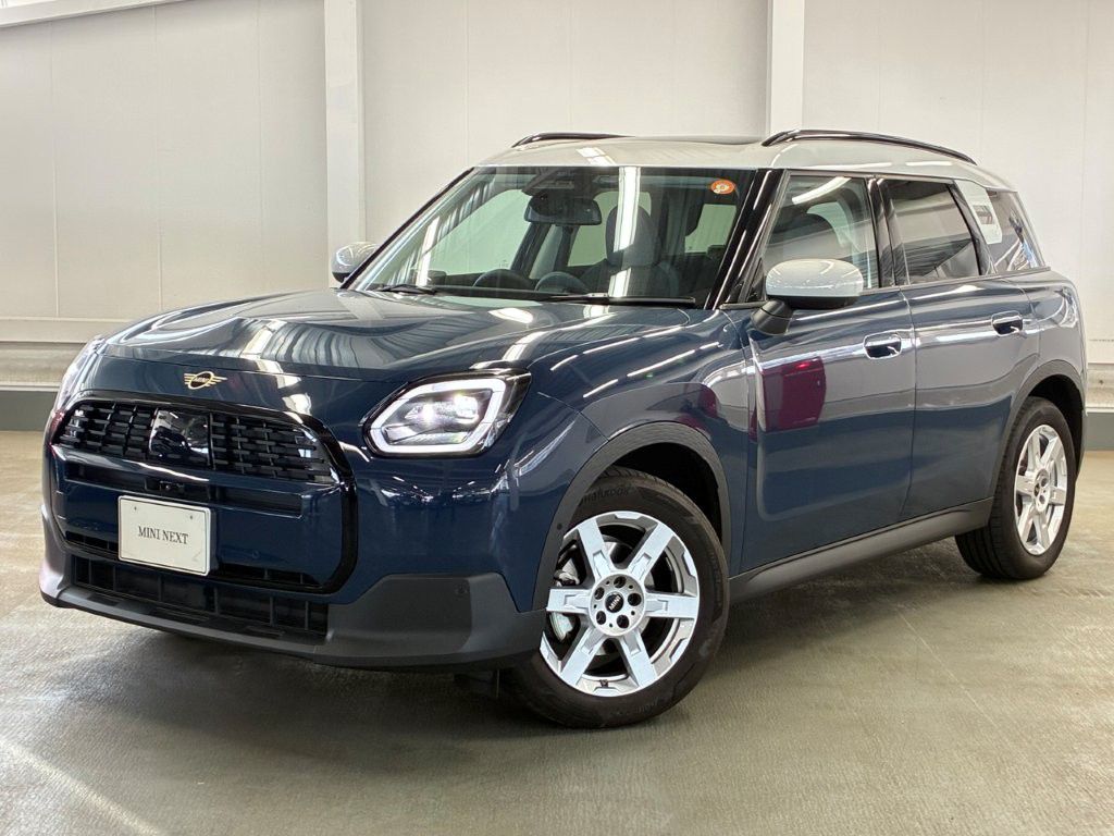 THE NEW MINI COUNTRYMAN D