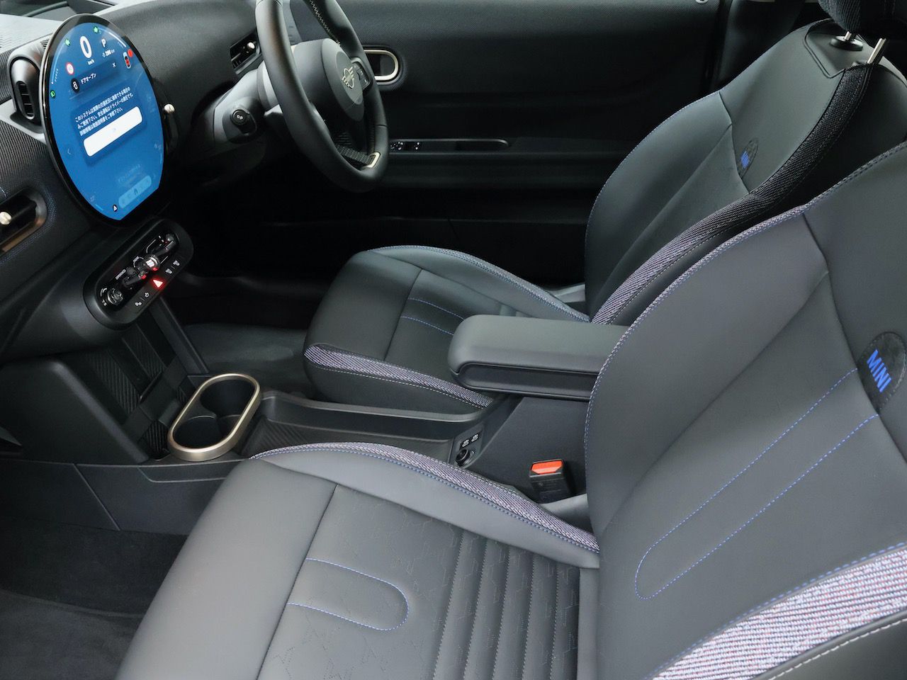 F66 MINI Cooper C 3Dr