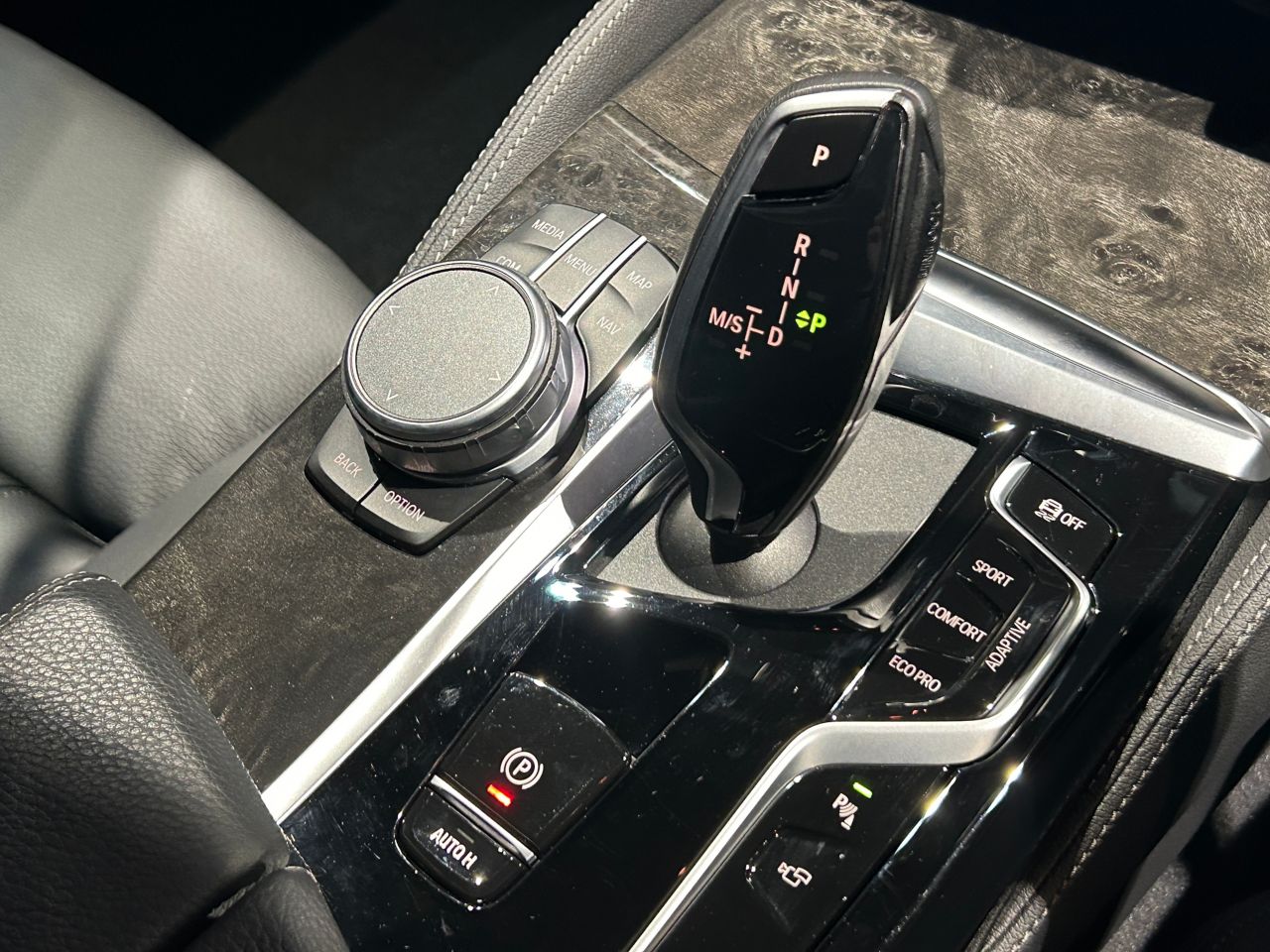 520d xDrive Touring RHD