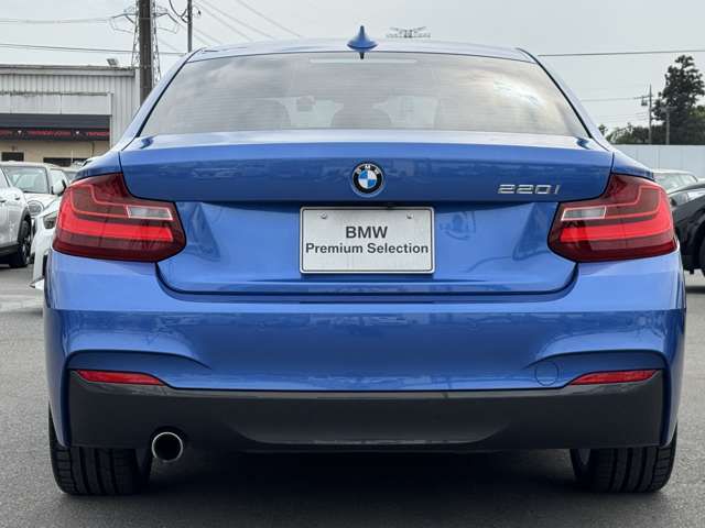 220I COUPE RHD