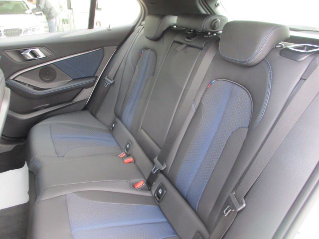 F40 118d Sports Hatch 5-door B47 2.0d