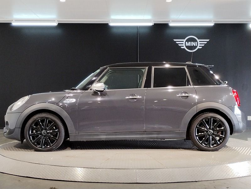 F55 COOPER S