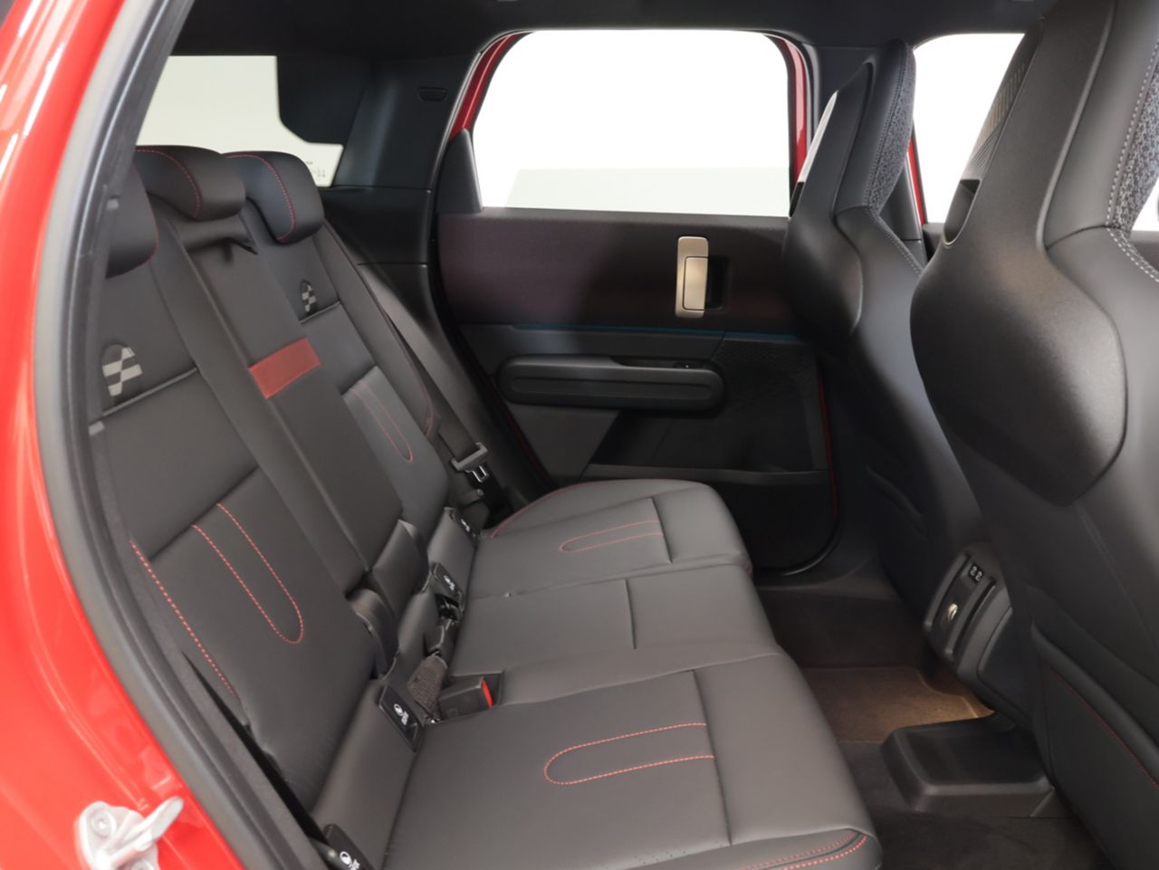 U25 MINI John Cooper Works Countryman ALL4