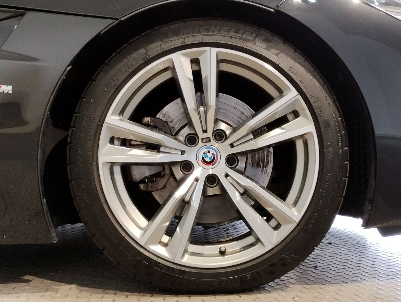 G29 z4 sDrive20i RHD