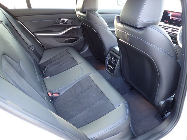 G20 320i Saloon LCI RHD MX