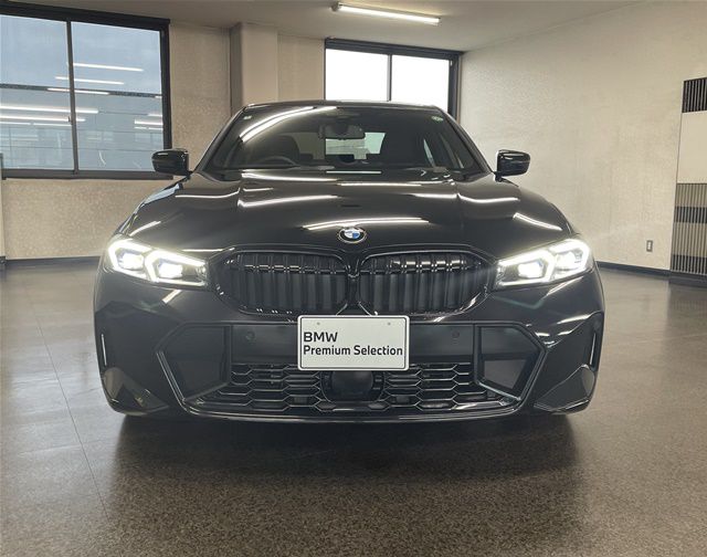 320d xDrive Berline RHD