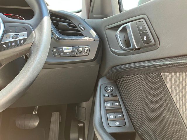 F40 118d Sports Hatch 5-door B47 2.0d